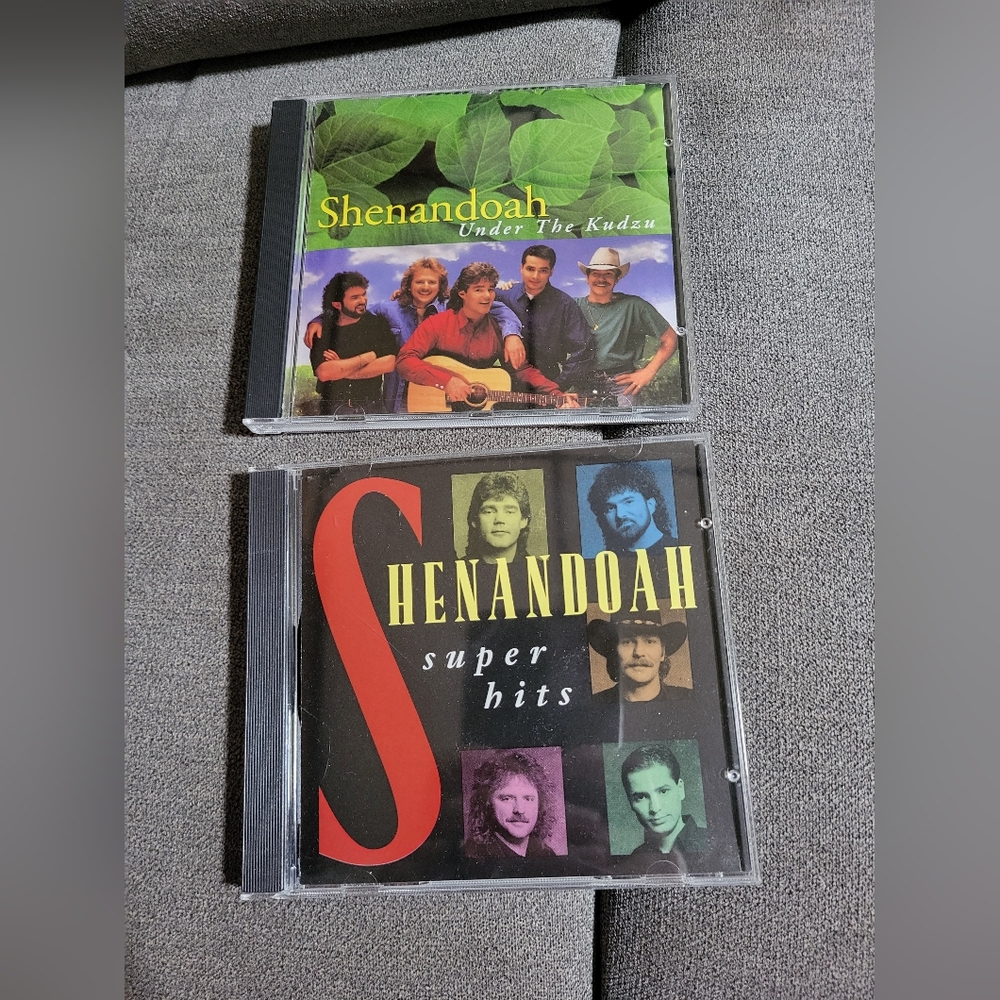 Two Shenandoah CDSShenandoah Super Hits Shenandoah Under The Kudzu 1993